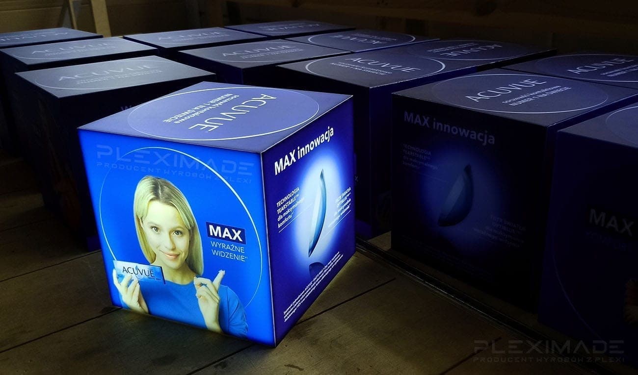 Elementy konferencyjne i ekspozycyjne z plexi